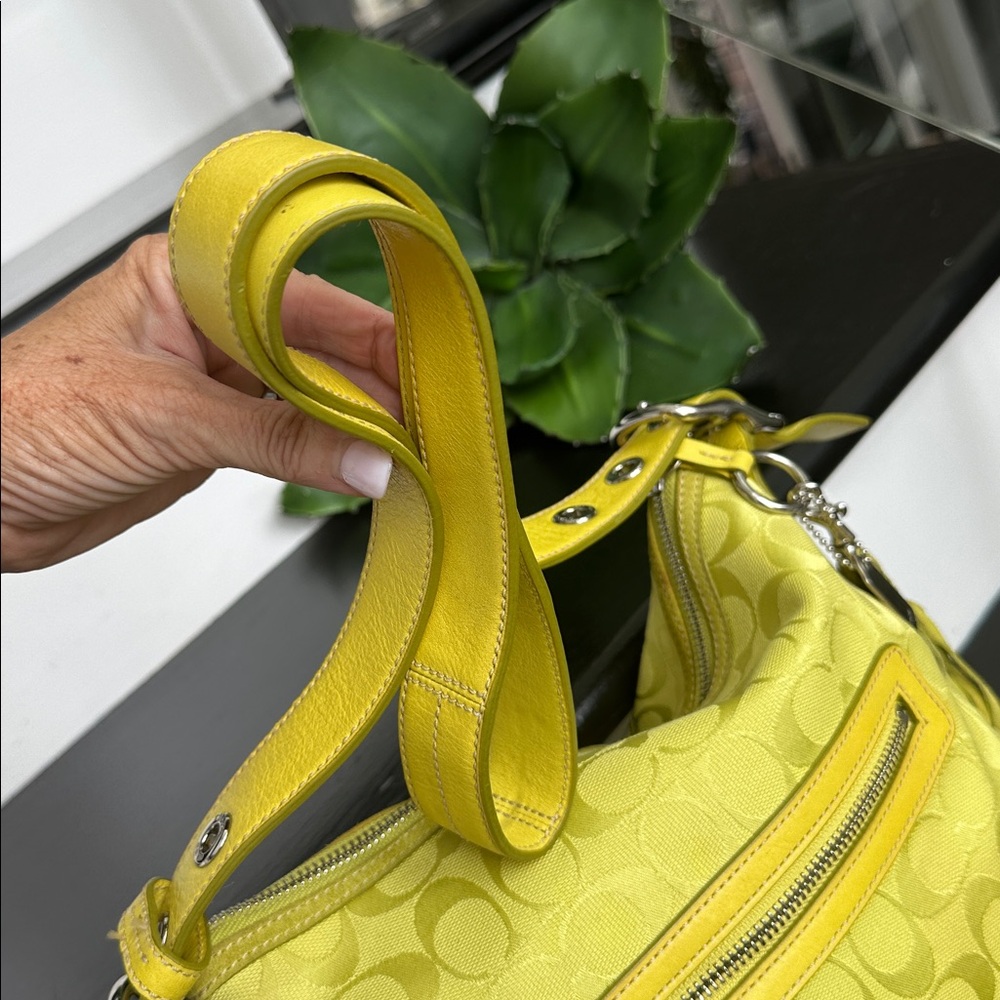 Coach Yellow Green Signature Shoulder Bag - Picture 7 of 16